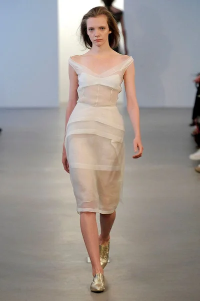 Look 22